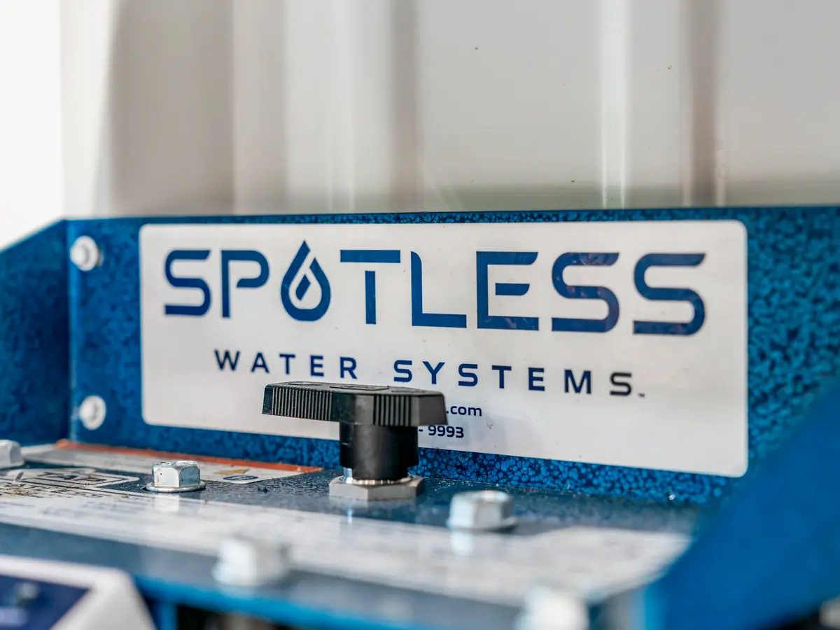 The Spotless Water Systems filtration unit used for final rinses